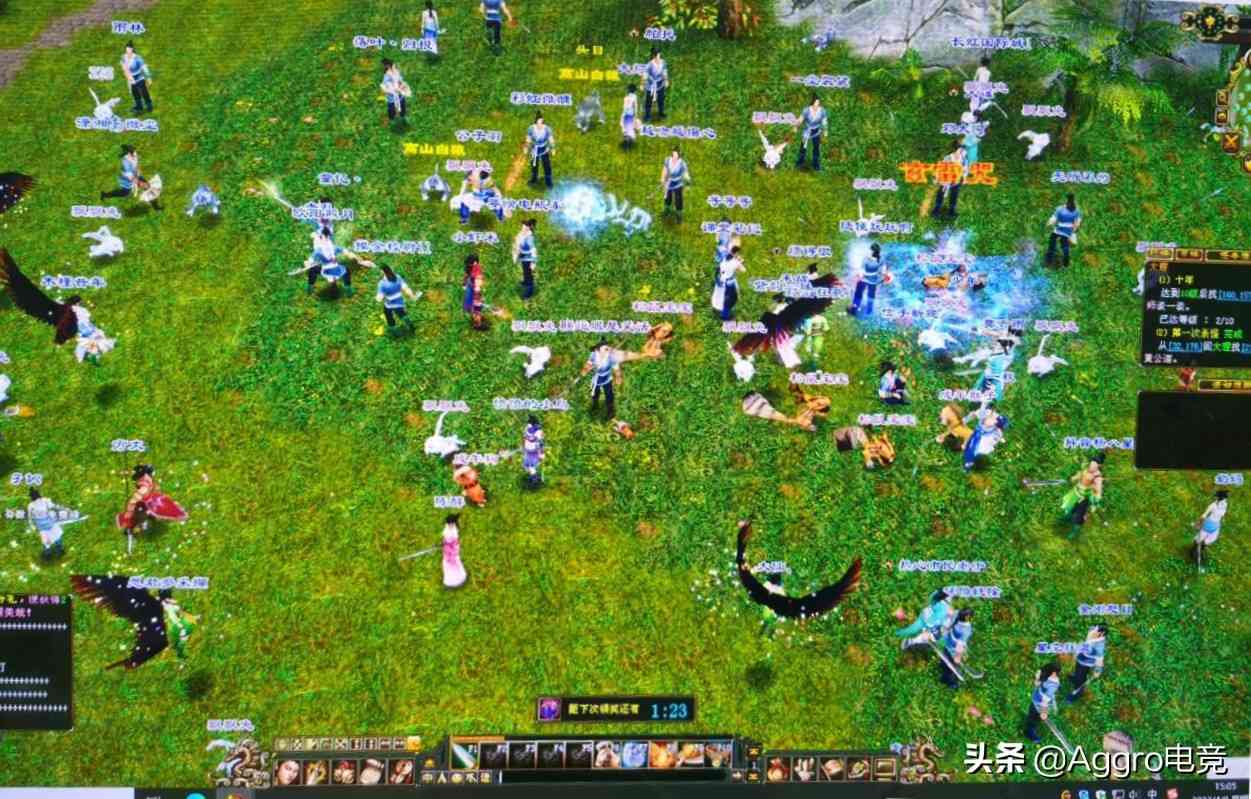 新天龙八部怀旧服玩家集体整活,全帮出动霸占校场,要跳广场舞?