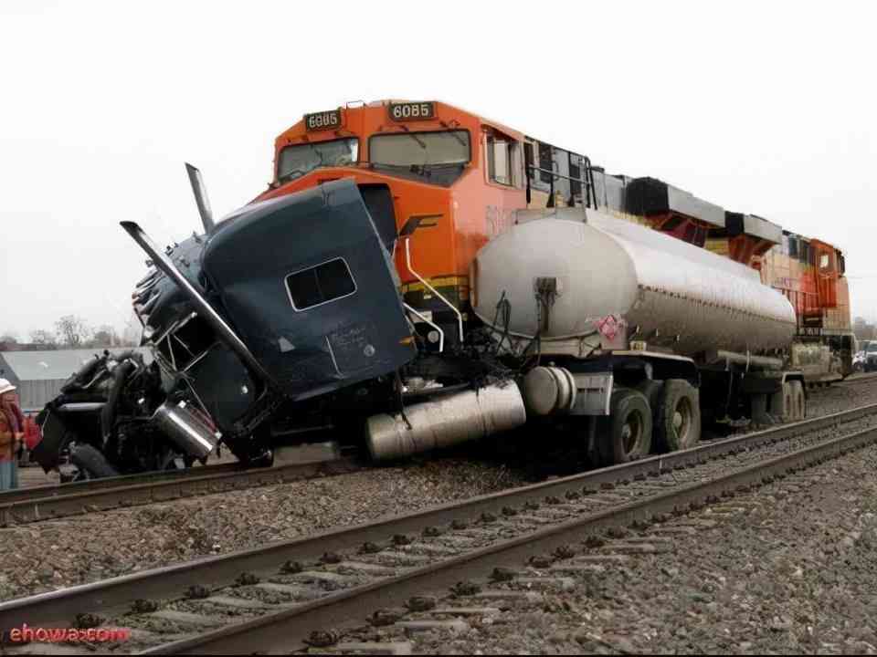 「风格解密」T110E4“货运列车”急速驰来,冲破一切拦路阻碍