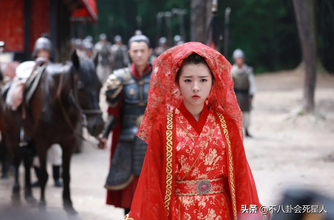长着“丫鬟脸”撑不起女主,这7位女星告诉你,古偶女主别轻易演