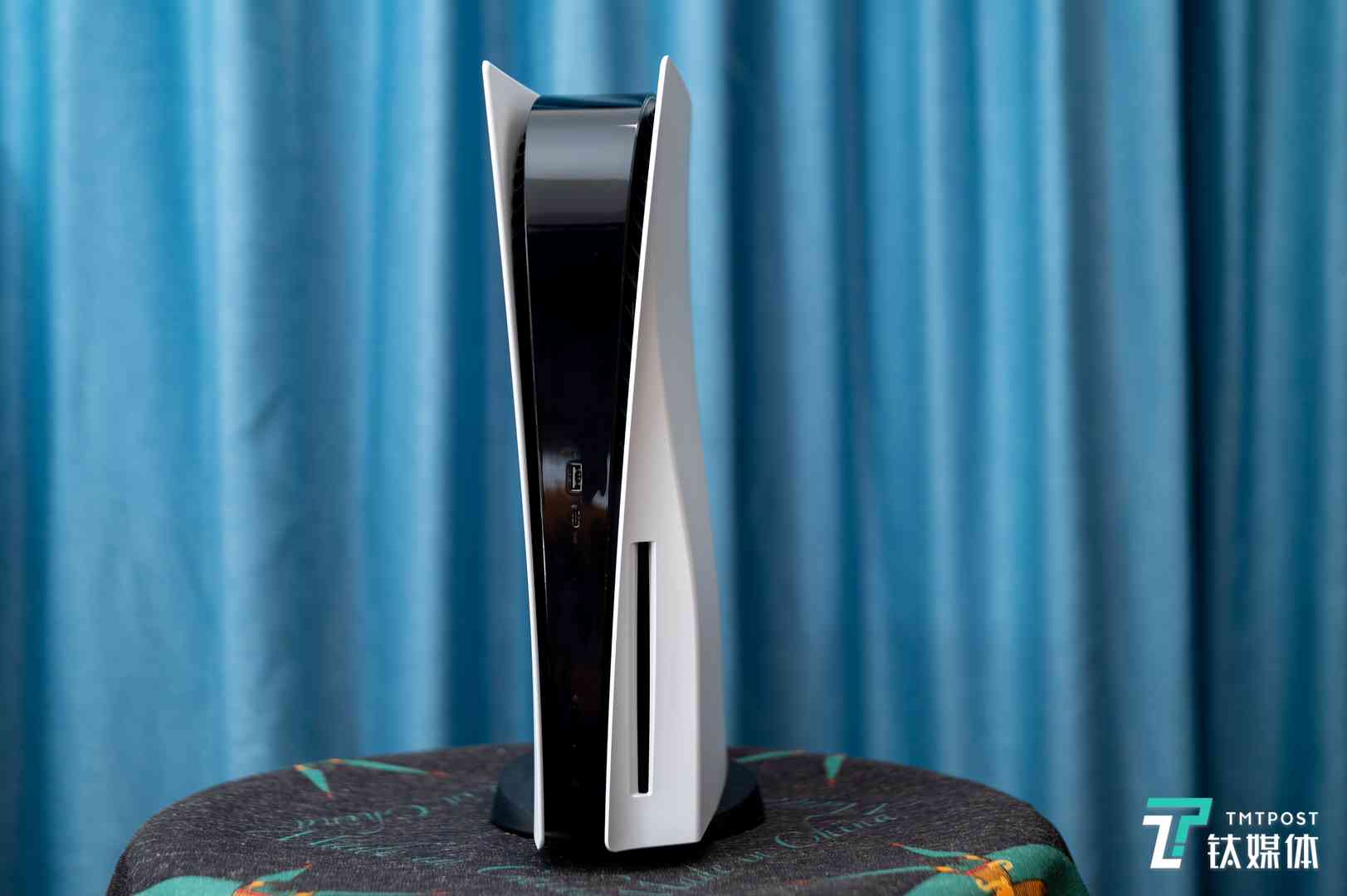 索尼PS5游戏主机体验：进入次世代，但没完全进 | 钛度实验室（sony ps5 游戏）