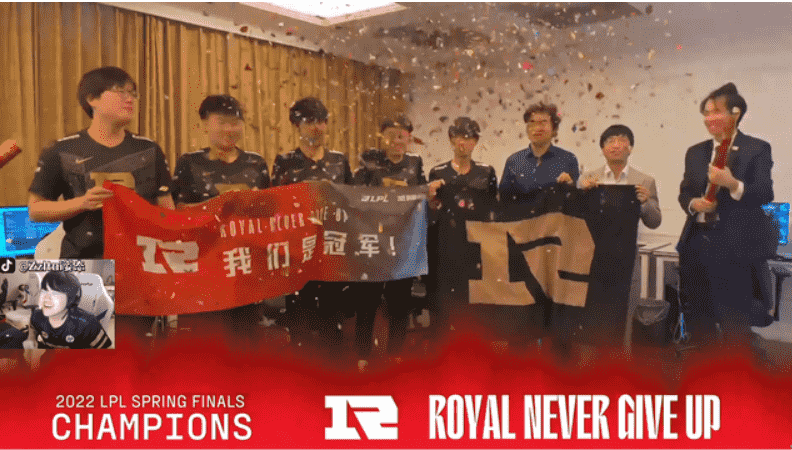 RNG获得2022春季赛冠军!创造3个LPL纪录,RNG真正的LPL王者之师