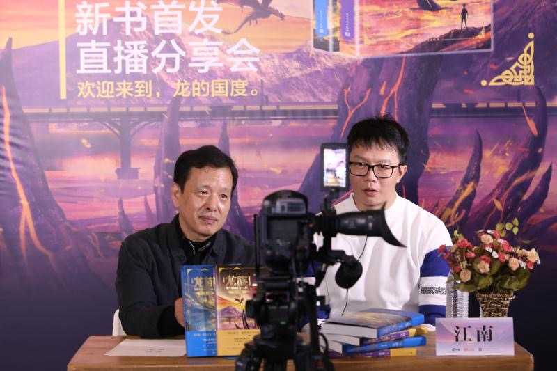 和平精英：精英手册超高性价比，升级方法汇总解析（和平精英进阶版豪华手册）