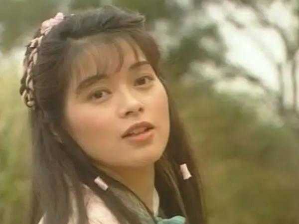 天龙八部:萧峰一生的苦痛和悲惨结局,全是拜三个爱他的女人所赐