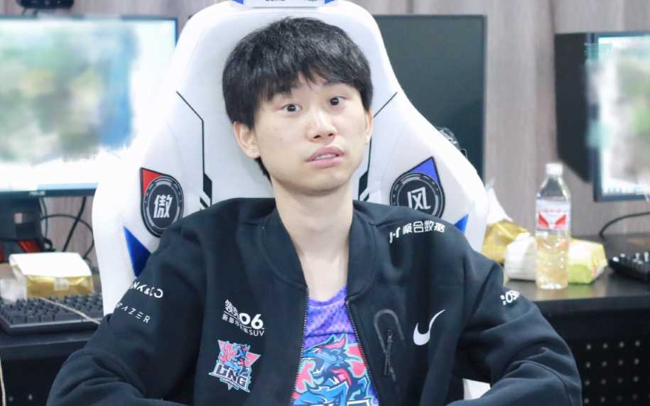 英雄联盟:JDG六连胜飙升战力榜第三名,T1完美收官继续坐稳榜首