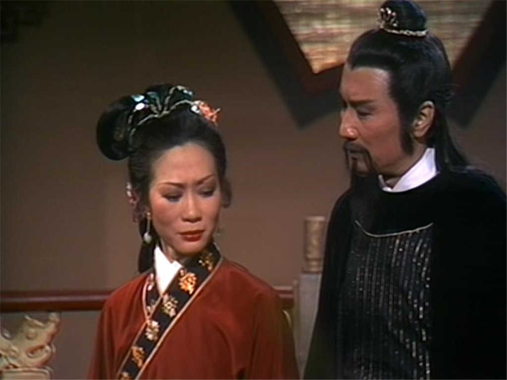 从黄文慧到黄奕,6版天龙八部秦红棉,如同一部英气美人进化史