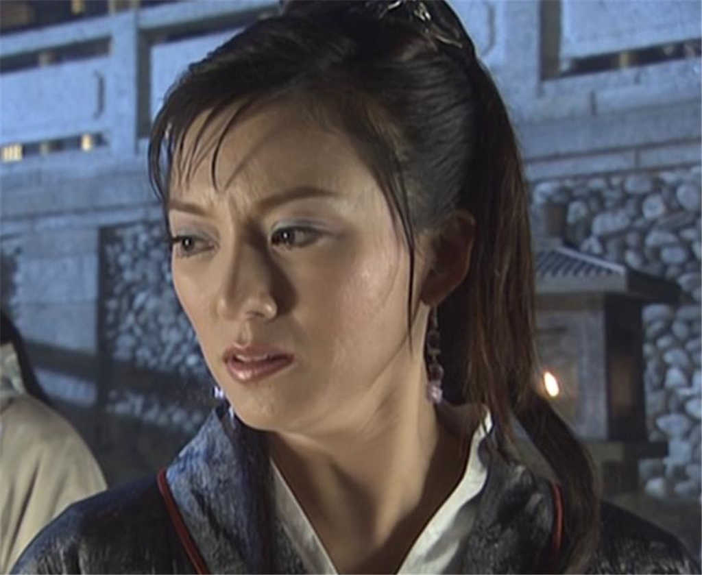 从黄文慧到黄奕,6版天龙八部秦红棉,如同一部英气美人进化史