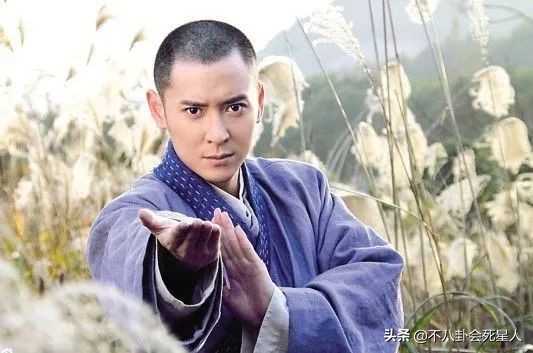 新《天龙八部》丑男图鉴,段誉和虚竹,都输给了66岁的吕良伟
