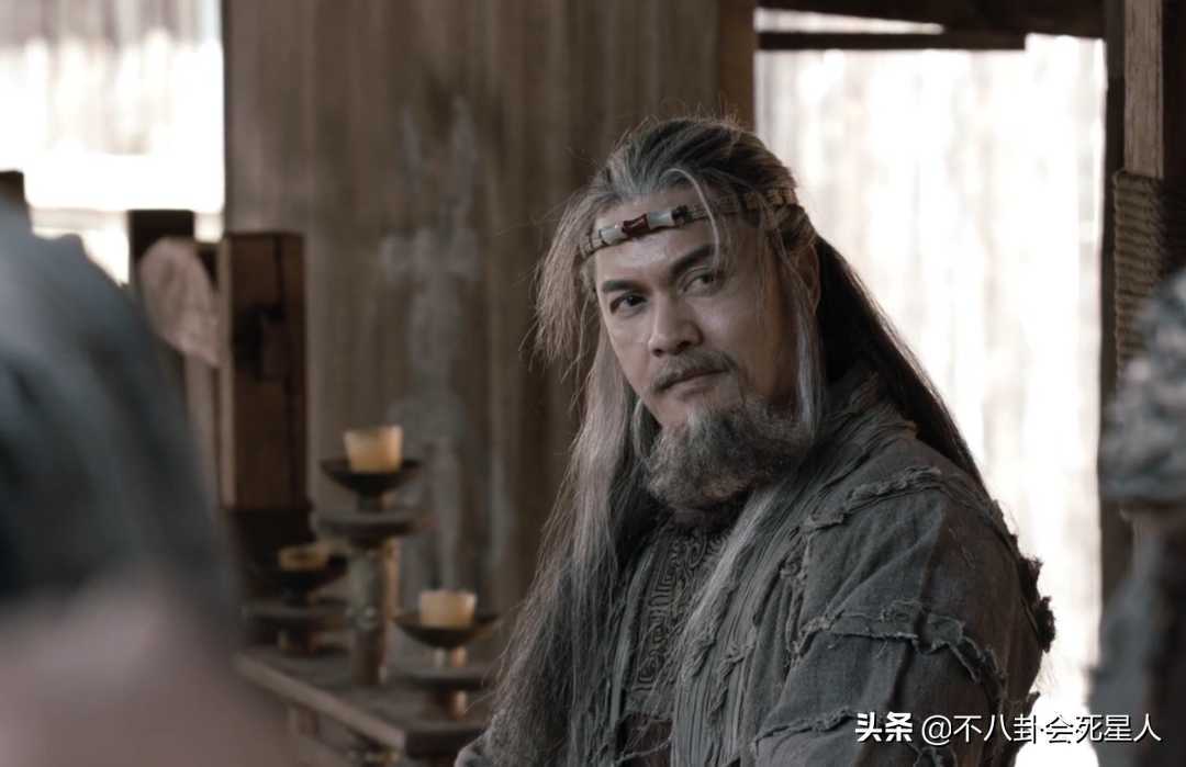 新《天龙八部》丑男图鉴,段誉和虚竹,都输给了66岁的吕良伟