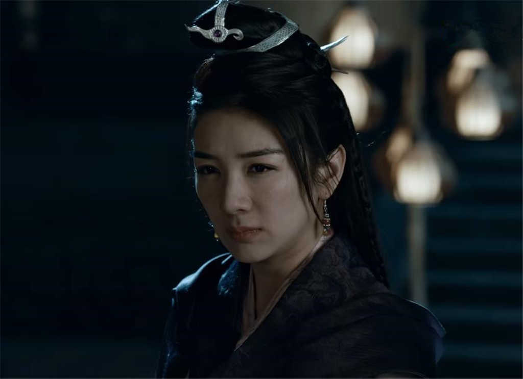 从黄文慧到黄奕,6版天龙八部秦红棉,如同一部英气美人进化史
