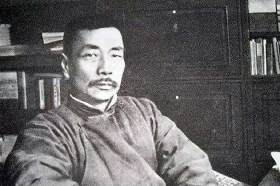 最善于讽刺的人,底色是悲凉的