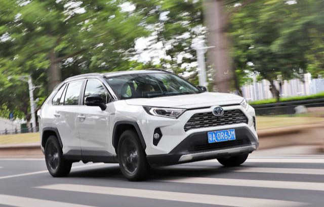 一汽丰田RAV4超深度车评:不是所有的传奇都能延续传奇