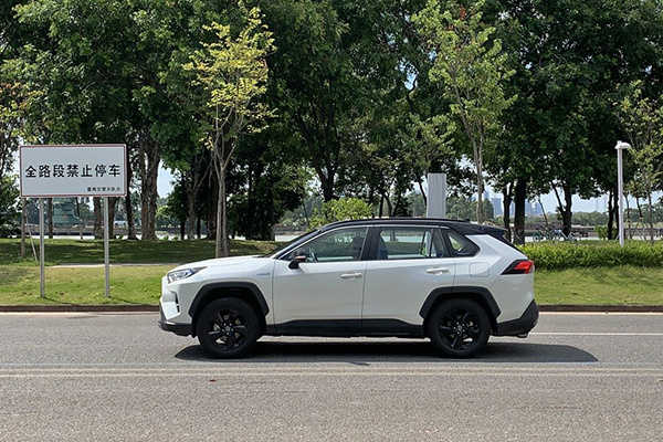 一汽丰田RAV4超深度车评:不是所有的传奇都能延续传奇