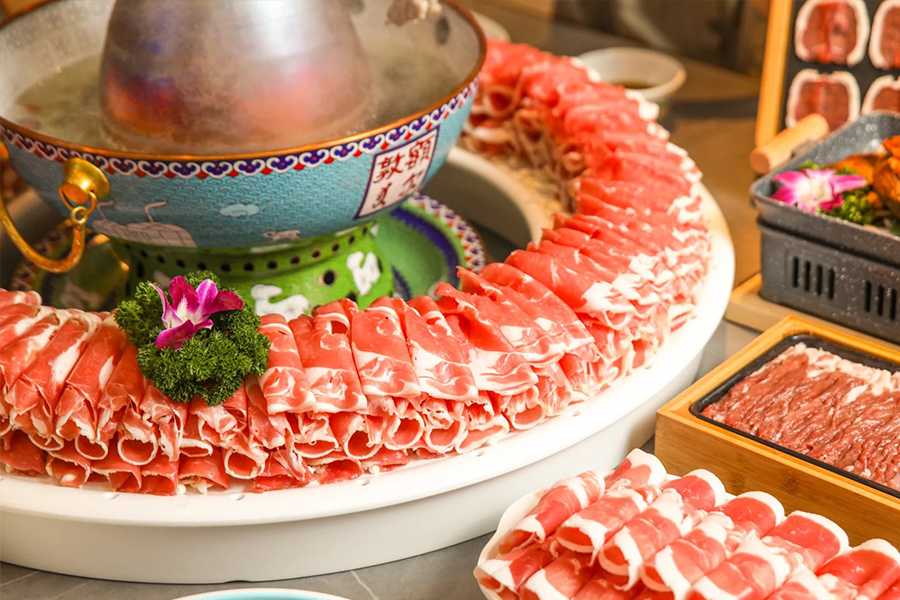 中国武侠十城:一半人间烟火,一半侠骨柔肠